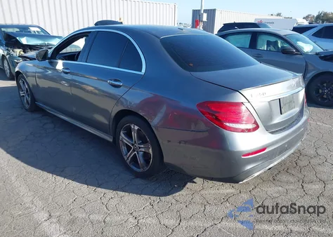 2020 Mercedes-Benz E 350 from USA, damaged, VIN WDDZF8DB5LA752748